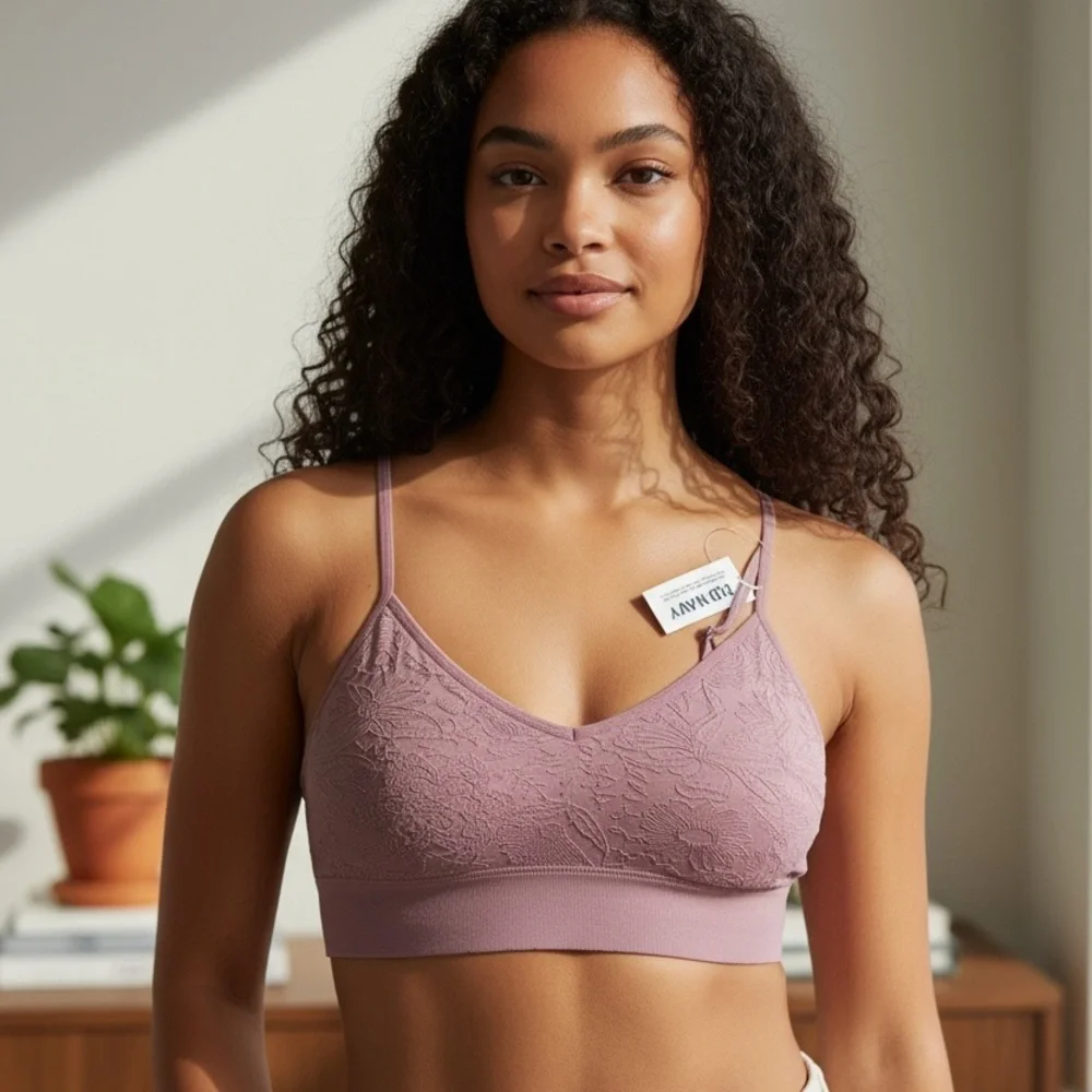 Old Navy Large Bra Bralette Textured Rose Adjustable Straps Wireless Comfortable - Picture 3 of 10